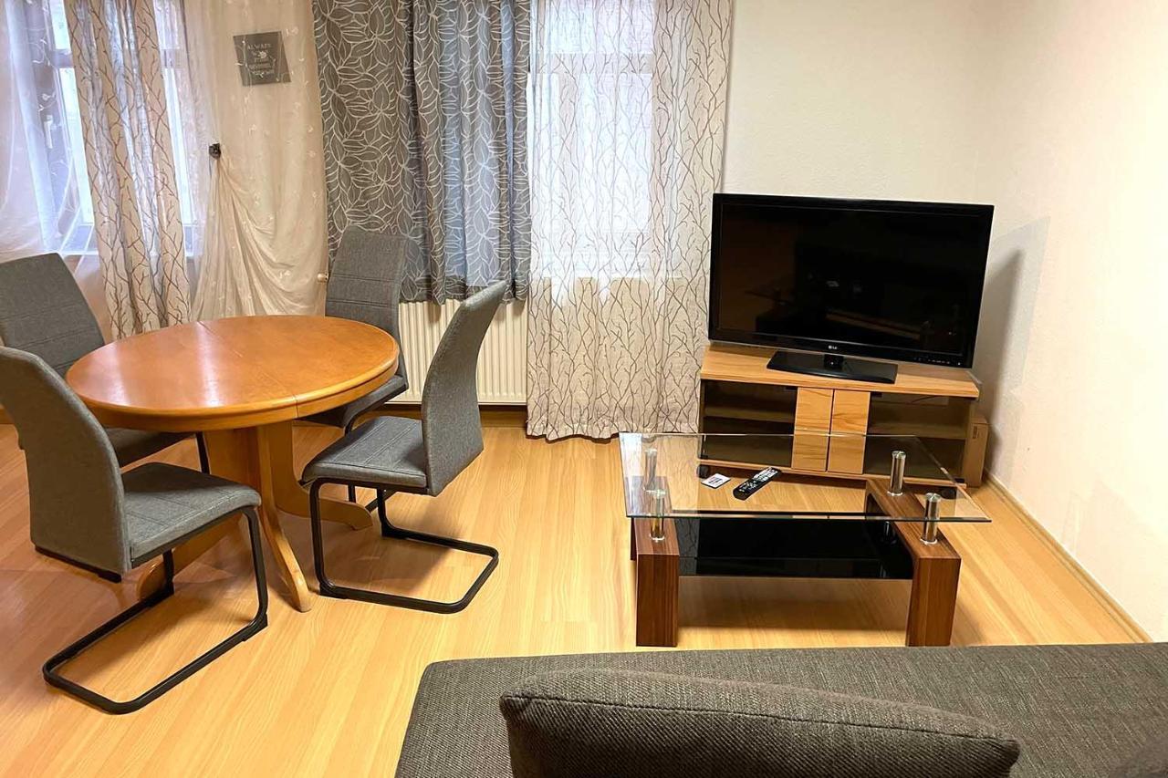 City Apartment With Wifi Near Jena Kahla  Eksteriør billede